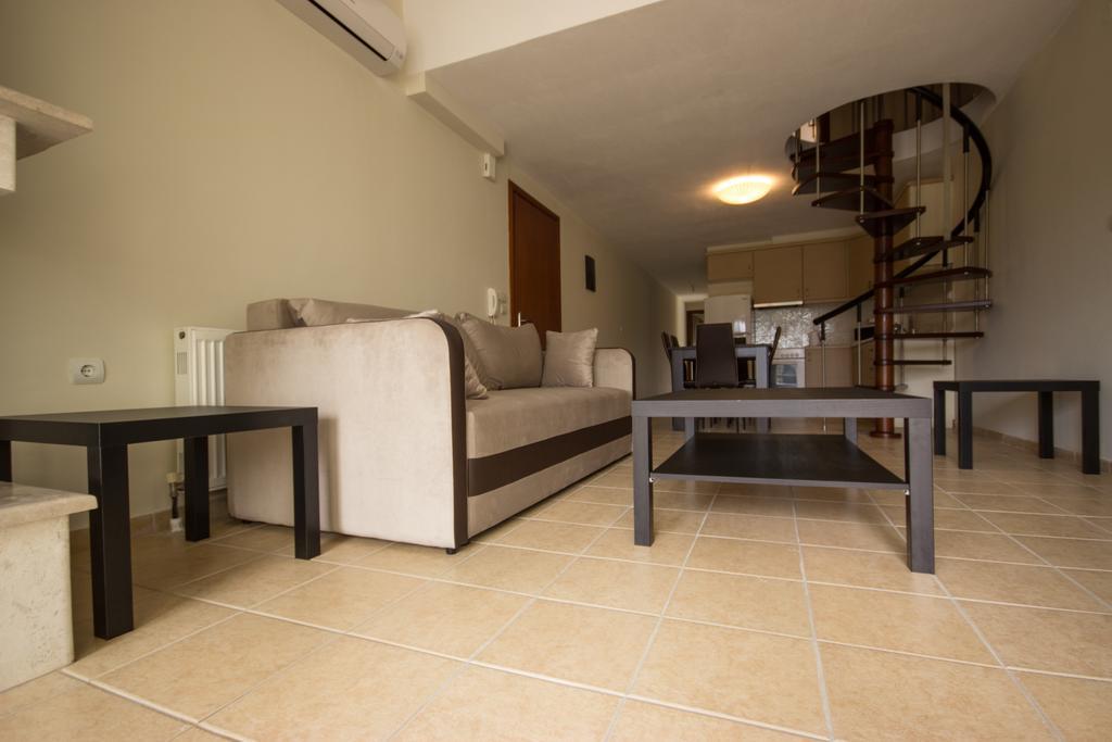 Angel Luxury Apartments Keramotí Esterno foto