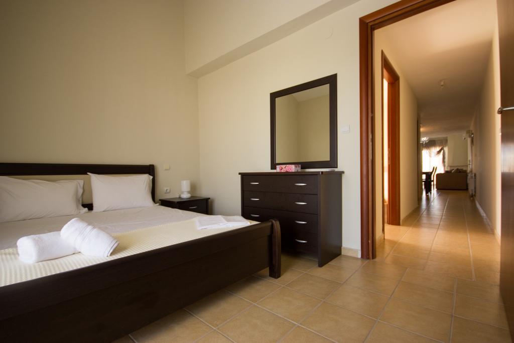 Angel Luxury Apartments Keramotí Esterno foto