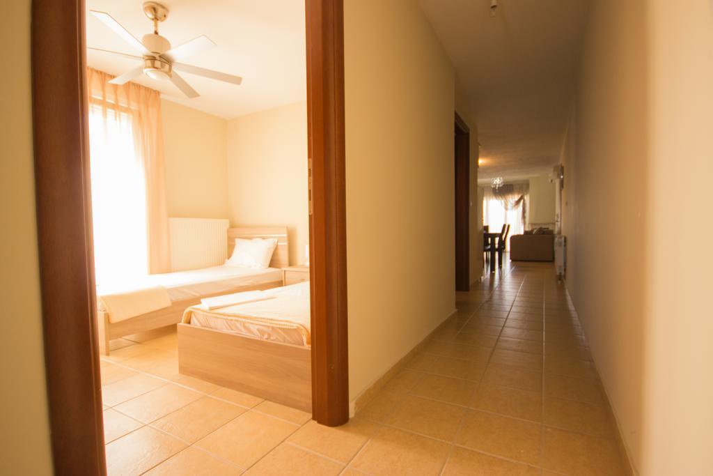Angel Luxury Apartments Keramotí Esterno foto