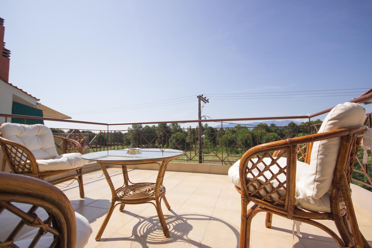 Angel Luxury Apartments Keramotí Esterno foto