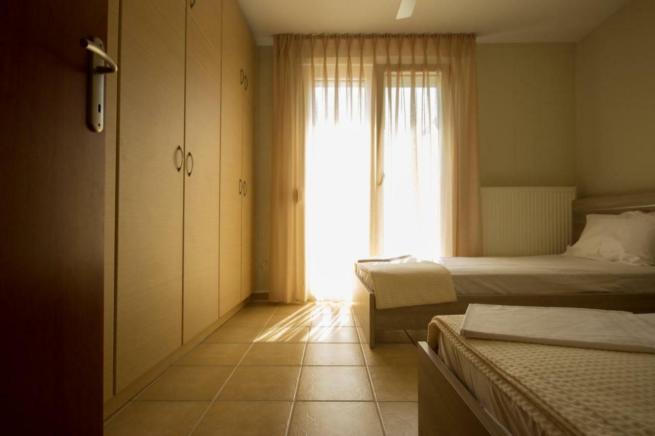 Angel Luxury Apartments Keramotí Esterno foto
