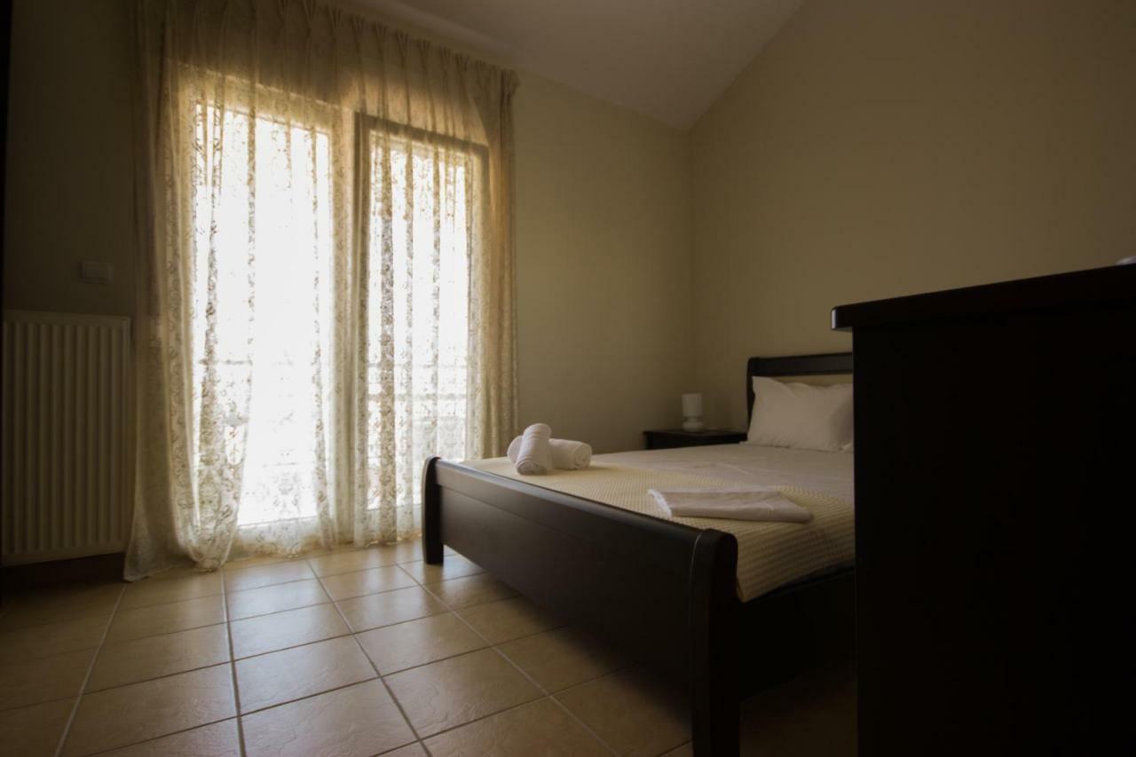 Angel Luxury Apartments Keramotí Esterno foto